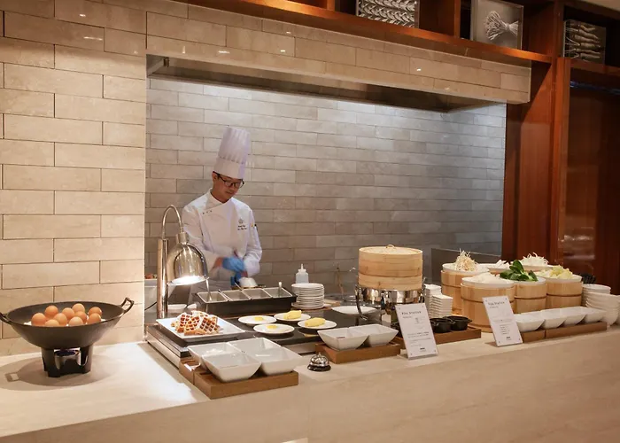 Hotel Crown Park Myeongdong