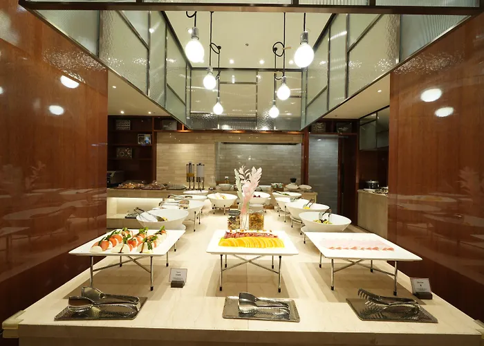 Crown Park Myeongdong Hotel