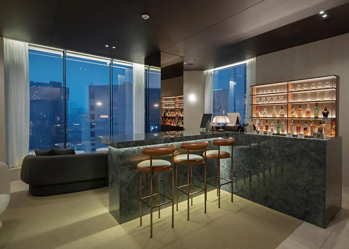 Crown Park Myeongdong Hotel 3*