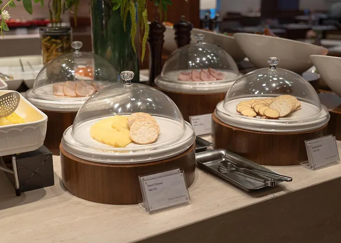 Crown Park Myeongdong Hotel