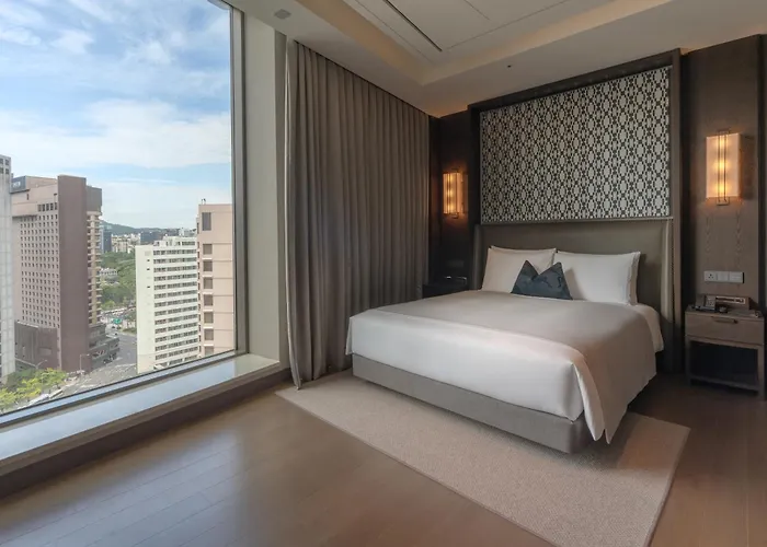 Crown Park Myeongdong 3*