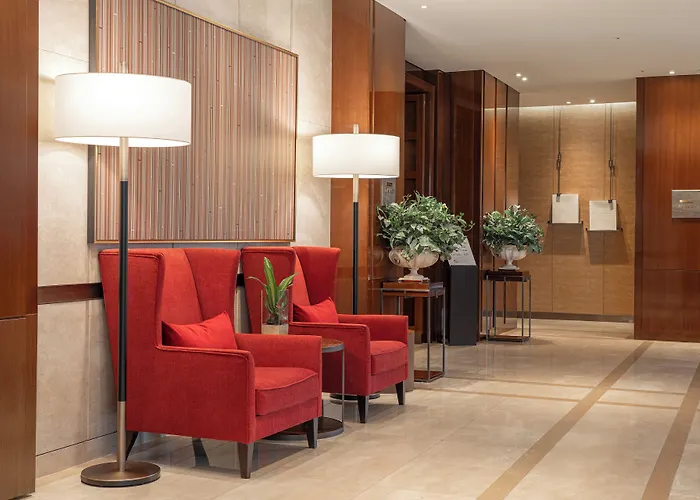 Отель Crown Park Myeongdong